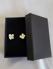 Golden bud flower earrings