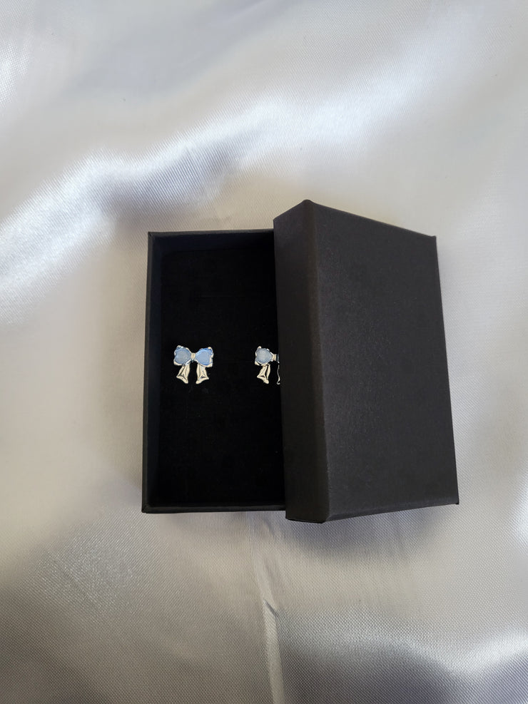 Blue bow earrings