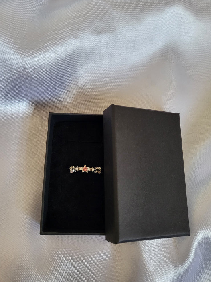 Star rhinestone ring